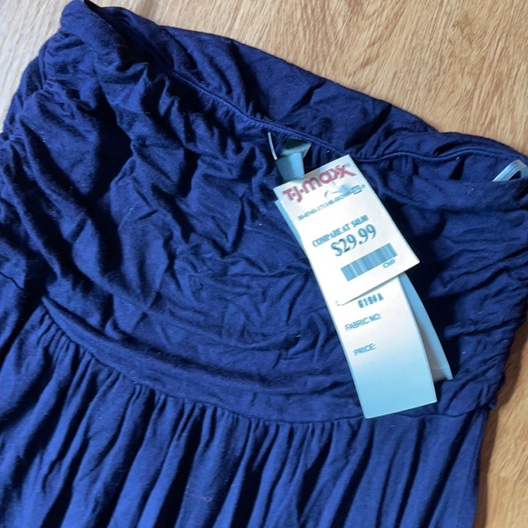 Beach cover up - Picture 2 of 2